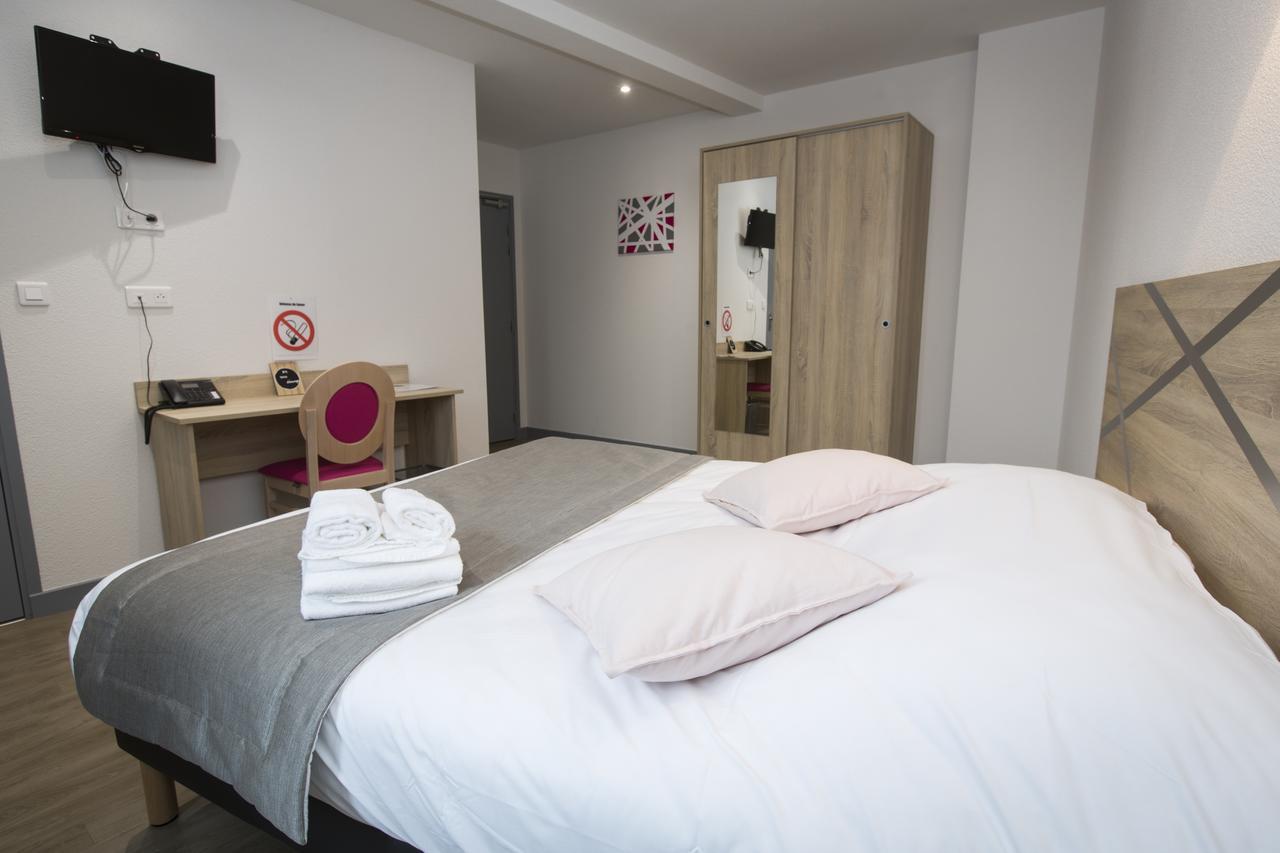 Le Relais Delys Hotel Saint-Remy-sur-Durolle Exterior photo